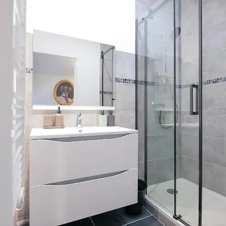 Le Classy, T3 Hypercentre Chic Et Cosy, Wifi Par Sovalfi * Saint-Etienne (Loire)